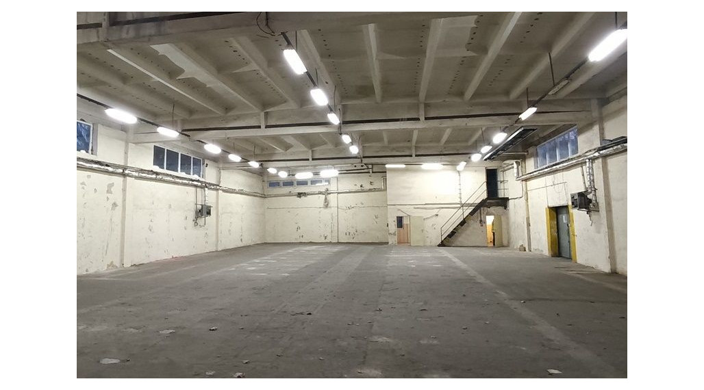 Skladový priestor 359m² v Ružinove na prenájom