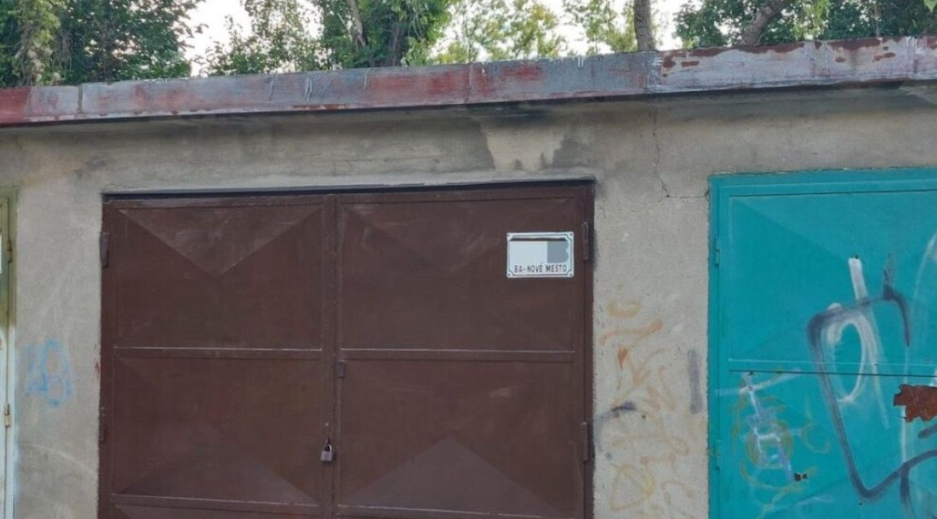 Na predaj - garáž, Vyhnianska cesta, Bratislava III