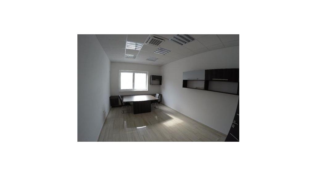 4 kancelárie v modernom objekte pri Nitre