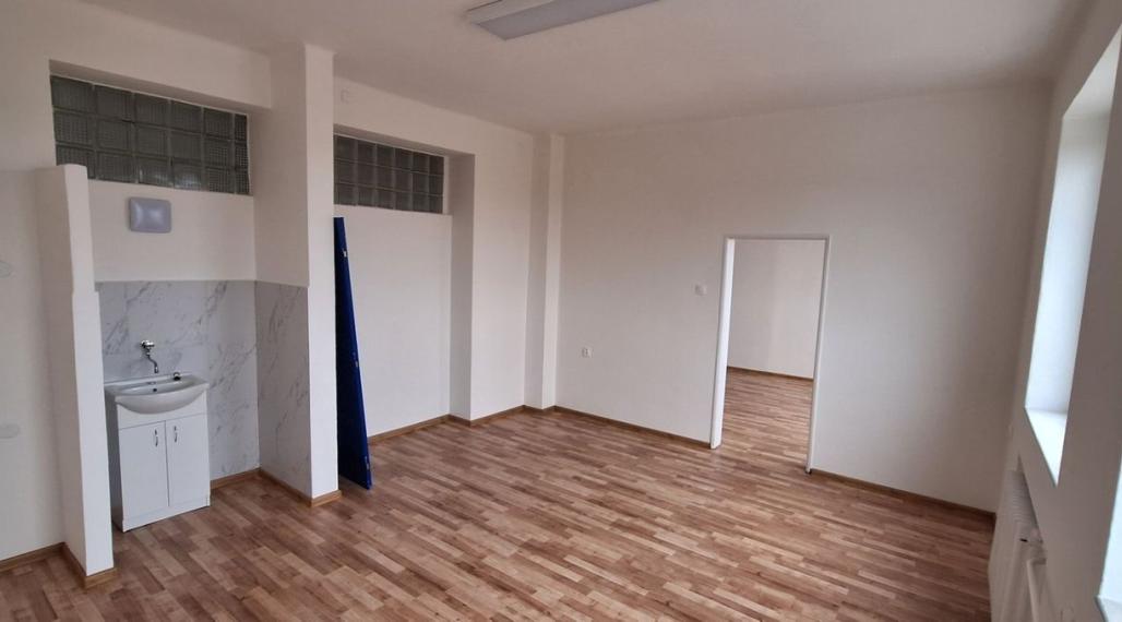 Kancelárske priestory v blízkosti centra mesta Galanta