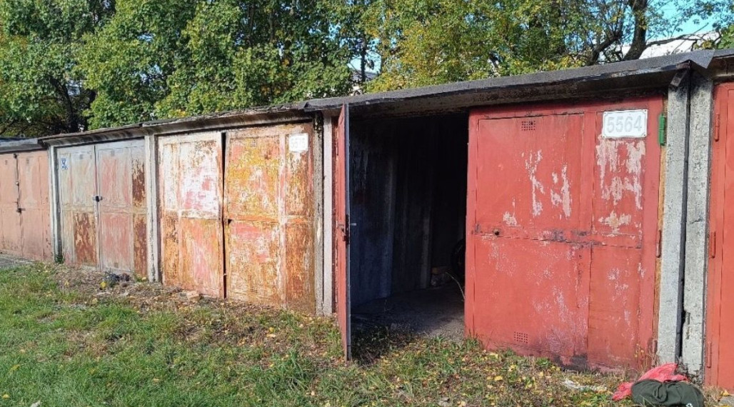 Garáž, ul.Agátová, Bratislava IV