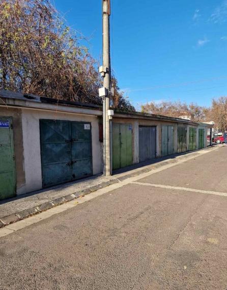 Garáž na predaj - ul. Gusevova, Bratislava II 