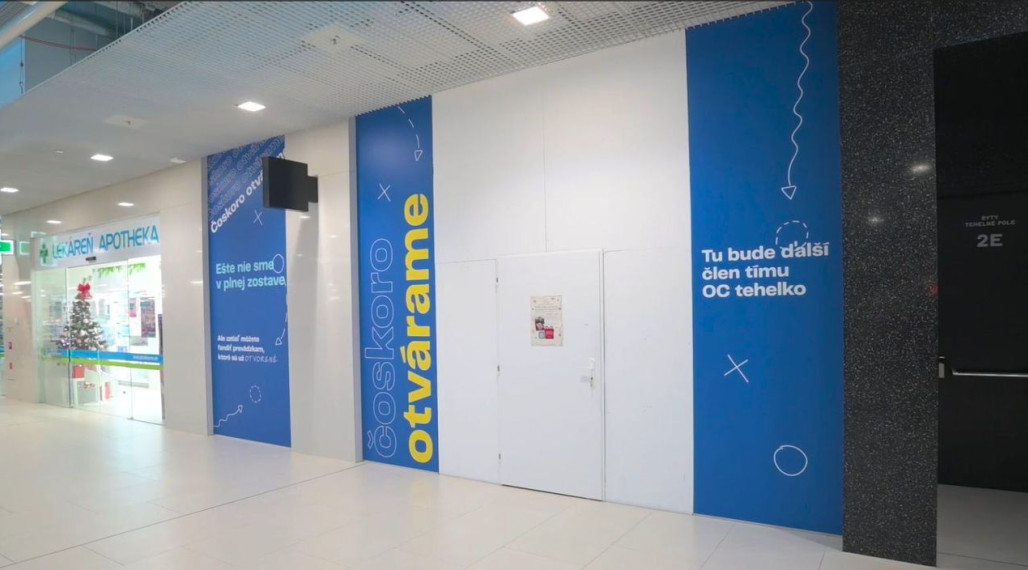 Atraktívny obchodný priestor v nákupnom centre, 100 m², Bajkalská