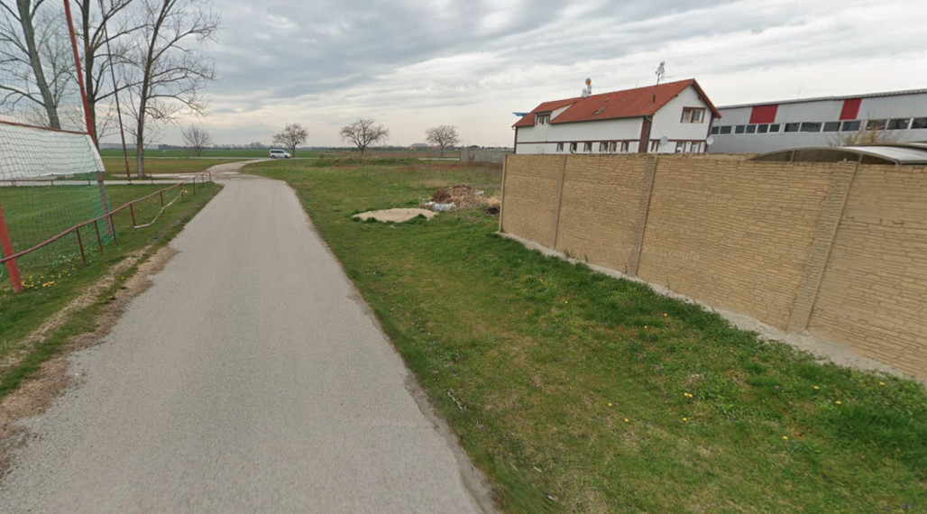 Pozemok na predaj - Mliečno