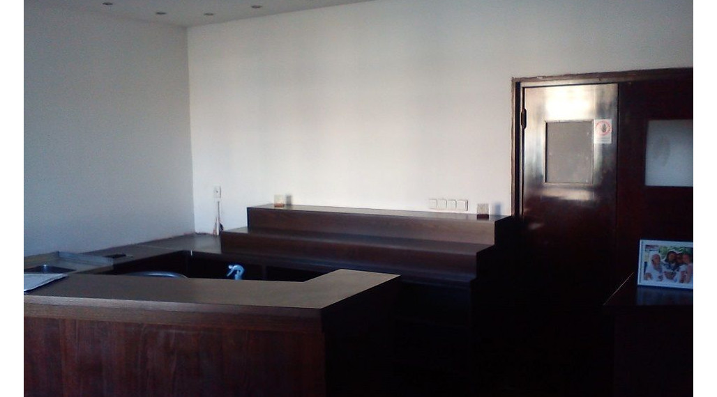 Dom na obchodné účely, Nitra