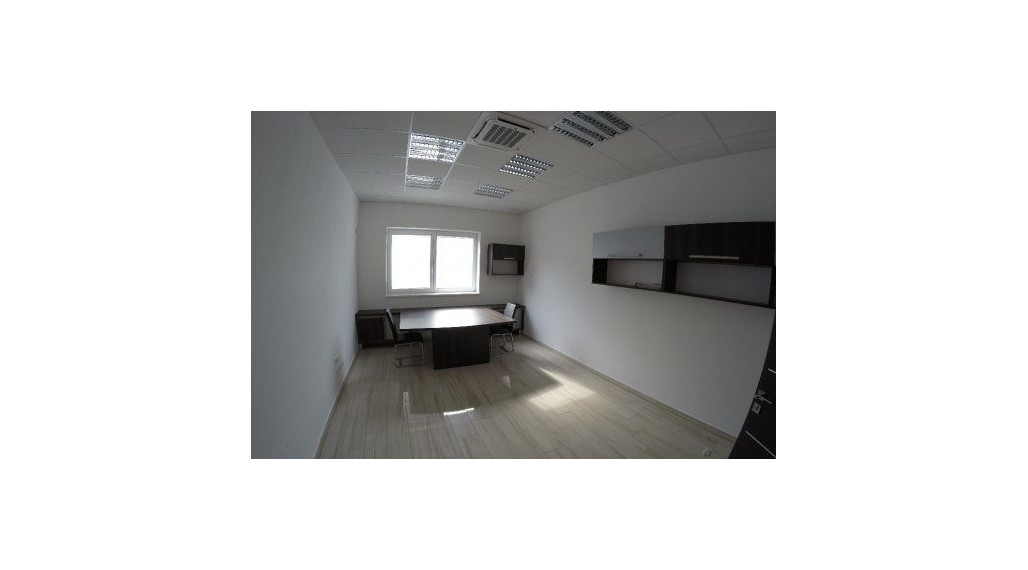 4 kancelárie v modernom objekte pri Nitre