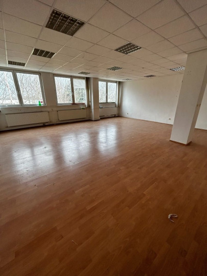 Kancelárske priestory v rôznych výmerách v mestskej časti Dolné Krškany