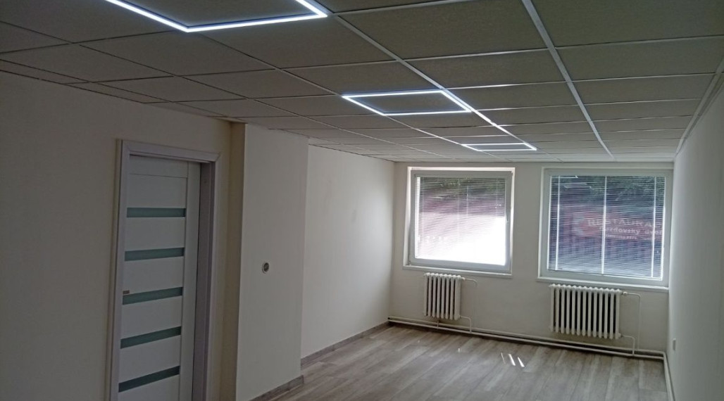 Klimatizované komerčné priestory, Trenčín, Za mostami