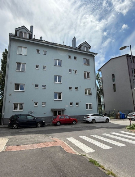 Na predaj parkovacie státie na ulici Klincová, Ružinov