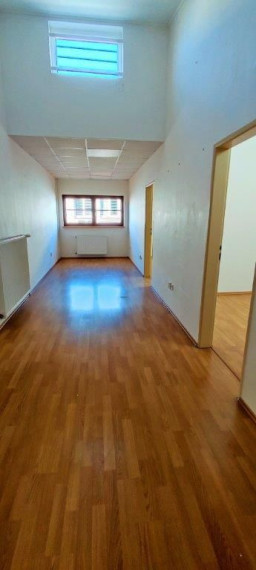 Na prenájom - kancelárie, Vajnorská, Bratislava II