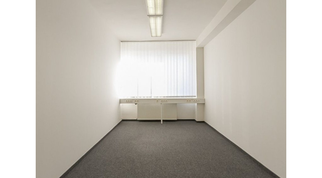 Na prenájom - Kancelársky priestor 36m2, ul.  Bárdošova, Bratislava III