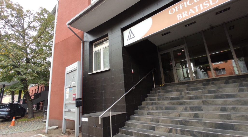 Obchodno-administratívny priestor pri Miletičke na PREDAJ, RUŽINOV – Bratislava 2