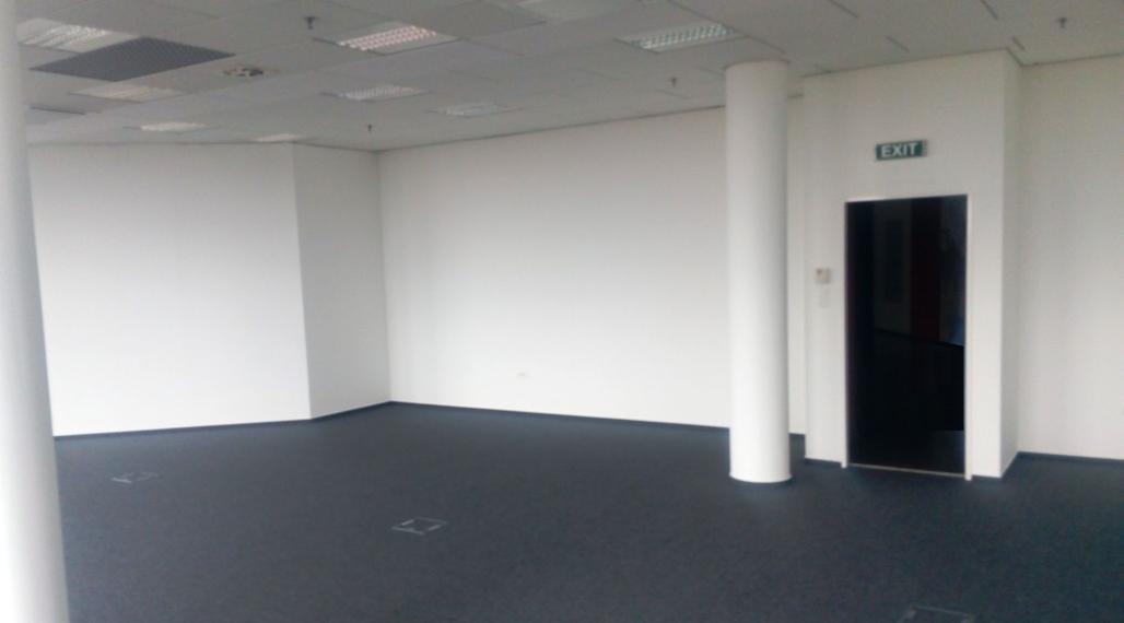 Kancelársky priestor v blízkosti letiska na prenájom