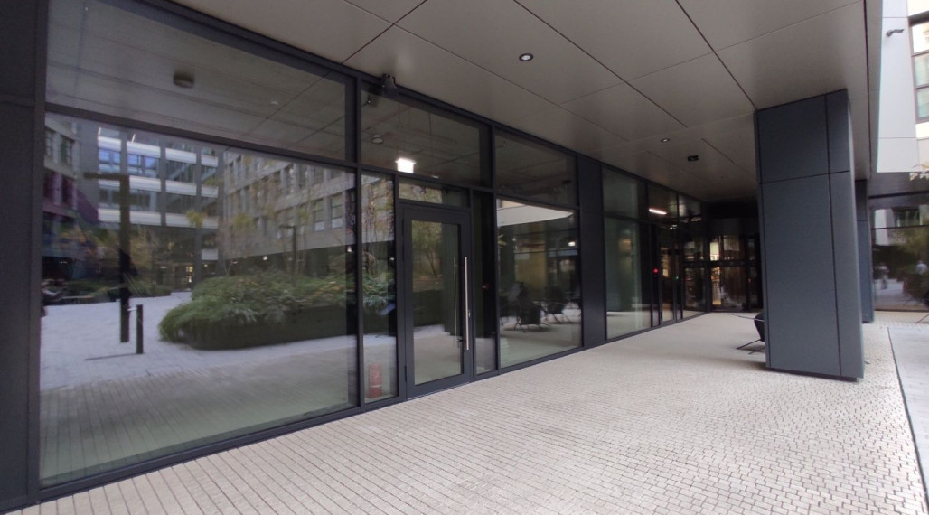 Lukratívne obchodné priestory v Apollo NIVY, Prievozská-Ružinov