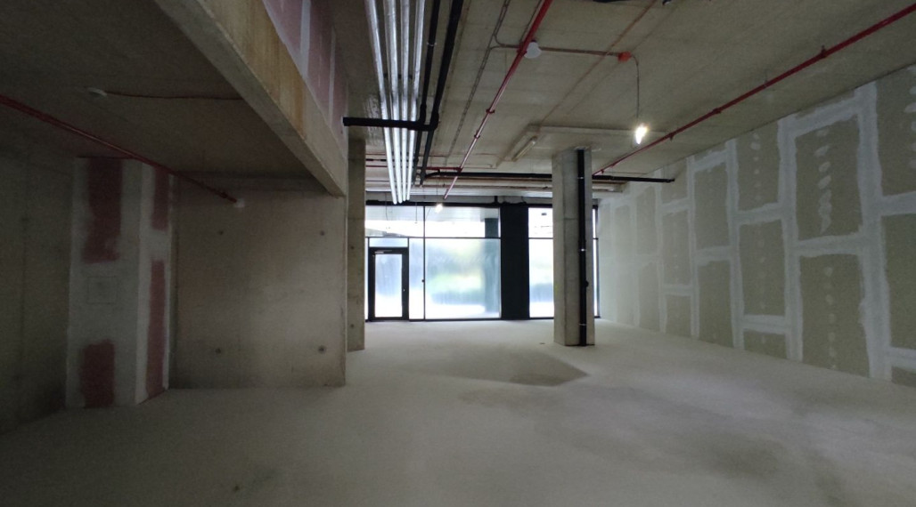 Lukratívne obchodné priestory v Apollo NIVY, Prievozská-Ružinov