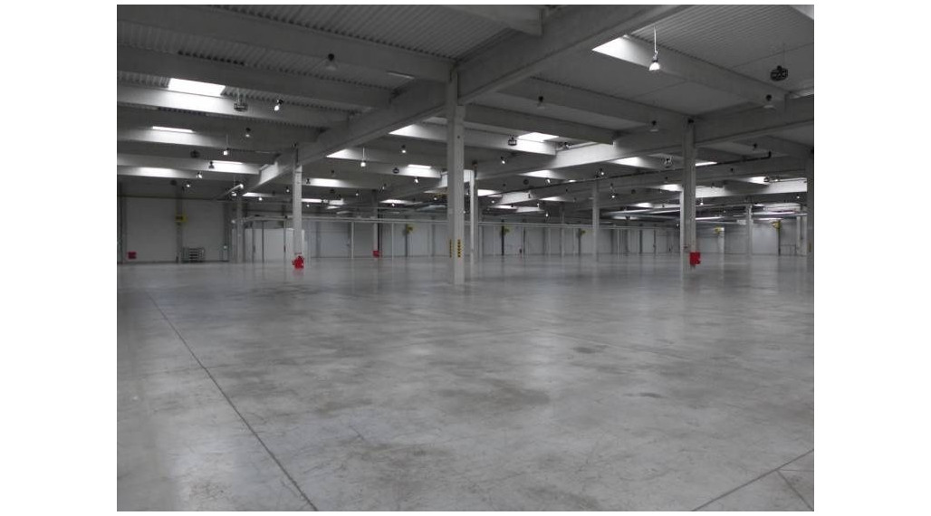 2000 m2 skladové priestory Malacky