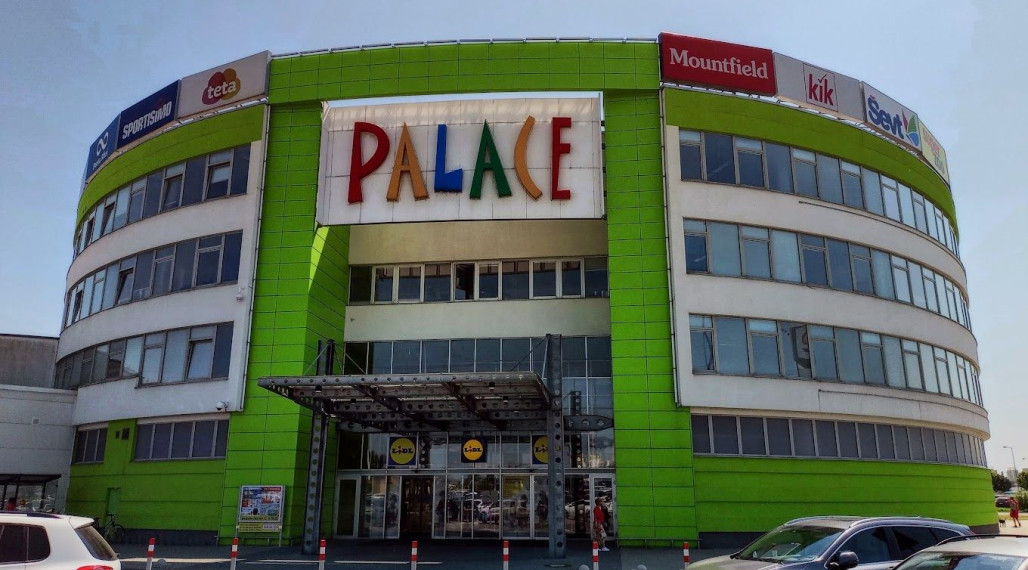 Obchodný priestor v SHOPPING PALACE TESCO na prenájom, BAII, 91m2