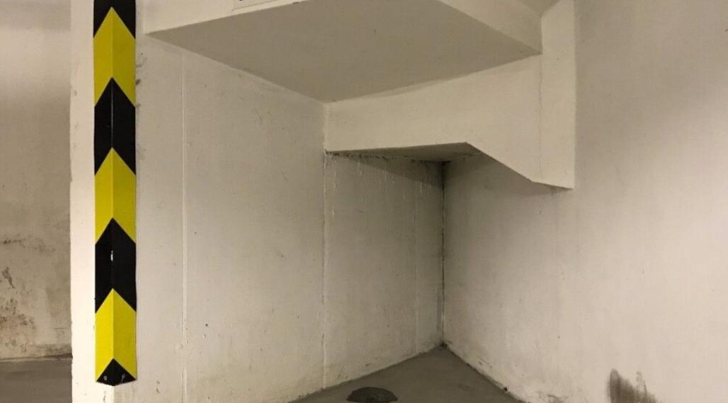 Garážové státie 12 m2 na Kríkovej ulici, Vila Lujza na predaj