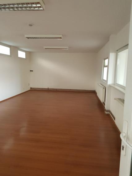 Na prenájom skladový priestor na Bratislavskej ulici v Pezinku, 300m2