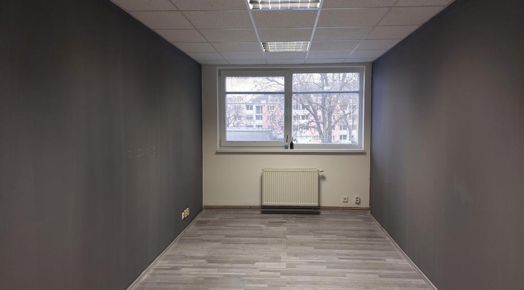 Kancelária na prenájom - Sihoť II, Trenčín