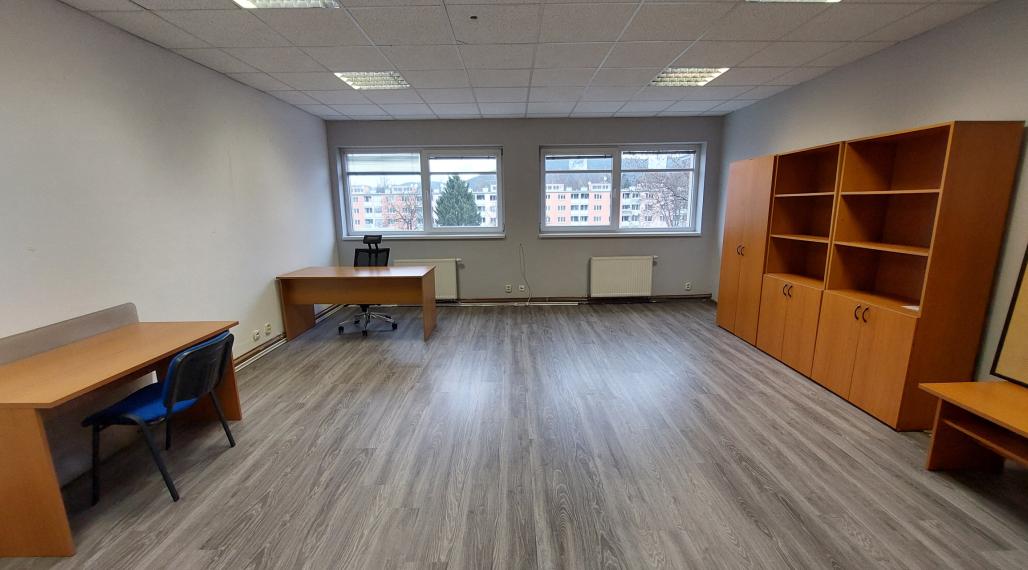 Kancelária na prenájom - Sihoť II, Trenčín