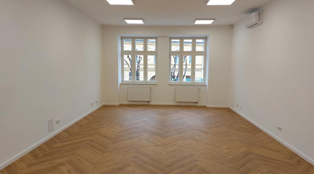 Exkluzívne administratívne priestory na prenájom,  vhodné aj na služby, 65 m2, Trenčín – Centrum