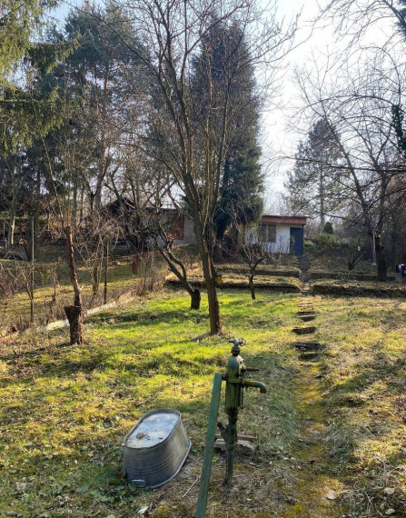 Na predaj slnečná záhrada v obľúbenej rekreačnej lokalite Veľká Lúka - Bratislava IV TOP