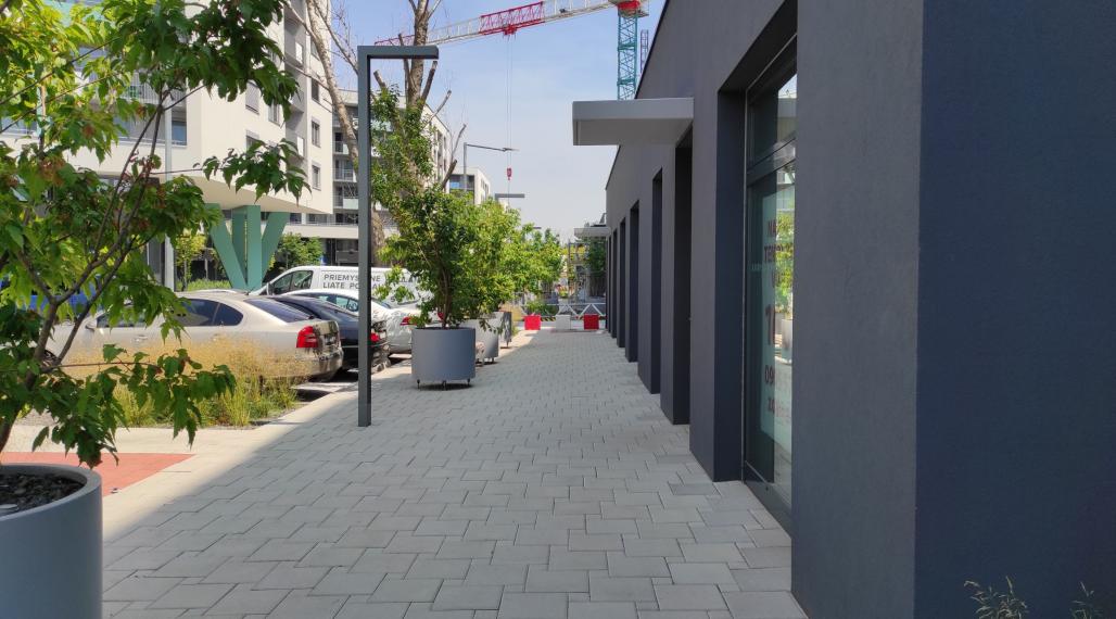 PRENÁJOM obchodný priestor v komplexe NUPPU s 2 parkovacími miestami, 165,89m2