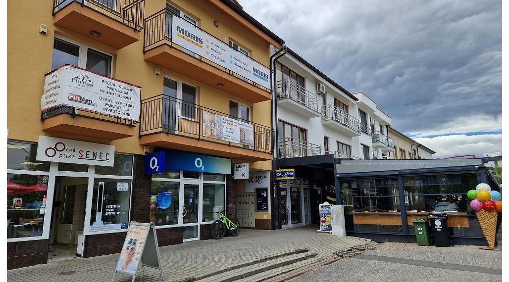 Na prenájom reprezentatívny kancelársky priestor - Senec