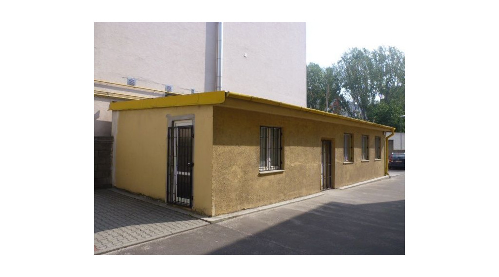 Samostatný skladovo-obchodný priestor s kanceláriou a parkovaním, 67,5m2, BAII - Ružinov
