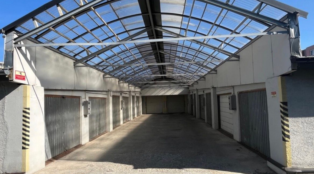Na predaj garáž s výmerou 17,25 m2, nachádzajúcu sa v hromadnej garáži - Bratislava IV