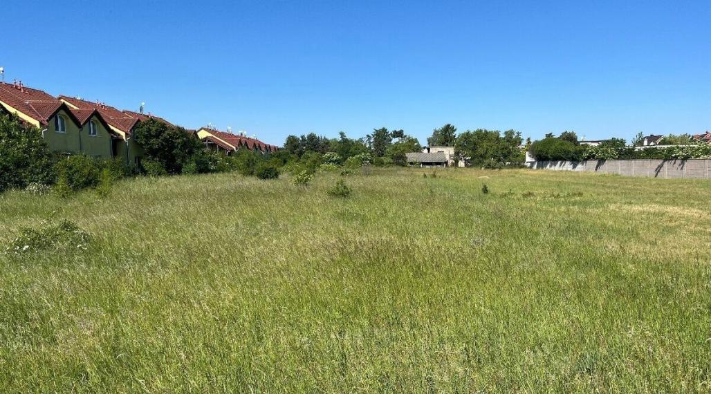 Developerský pozemok v Miloslavove na predaj – 4 205 m² 