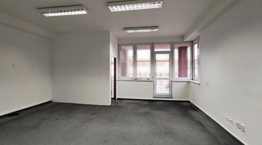 42 m2 - Administratívne priestory na PRENÁJOM, Trenčín centrum