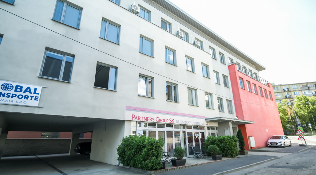 NA PREDAJ Polyfunkčná budova s výbornou dostupnosťou a investičným potenciálom | Bratislava – Nové Mesto