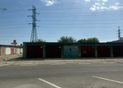 Samostatná garáž s elektrinou na predaj - Ružinov - fotografia 1