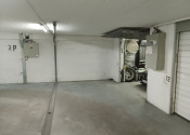 Na predaj veľká samostatná garáž s výmerou 22 m² - Bratislava V - fotografia 3