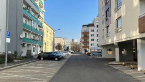 Na predaj vonkajšie parkovacie státie na Nobelovej ulici v Bratislave  - fotografia 2