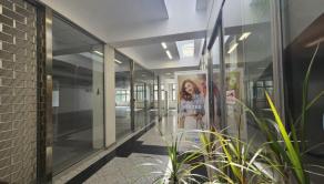Obchodné priestory v pasáži na Obchodnej ulici, BA1 vhodné na predajňu, showroom, klientske centrum - fotografia 5