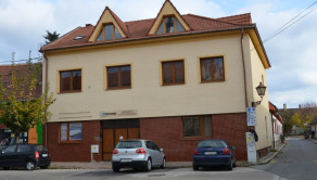 Na prenájom kancelárske priestory v tesnej blízkosti centra mesta Trnava - fotografia 1