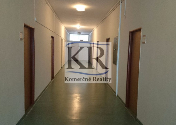 Kancelárske priestory na prenájom v Nitre neďaleko OC MAX