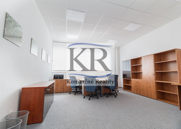 Kancelárske priestory na prenájom, 186m2, Zavarská, Trnava, 1.500,-EUR + en. + DPH