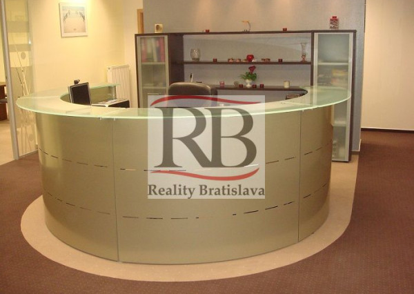 Na predaj kancelárske priestory na Mickiewiczovej ulici v Starom Meste