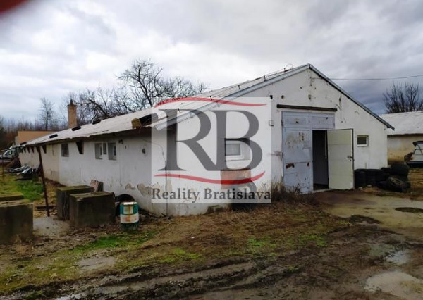 Výrobno-skladový priestor na prenájom v Ivanke pri Dunaji