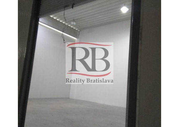Na prenájom skladový priestor na Starej Vajnorskej v BAIII, 70m2