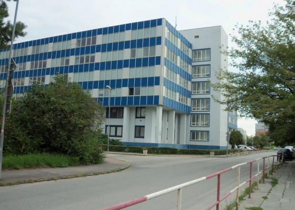 Kancelárske priestory, Nevädzova, Bratislava II.