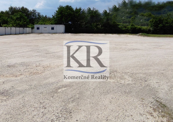 2000 m2 - Vonkajšia spevnená plocha na prenájom