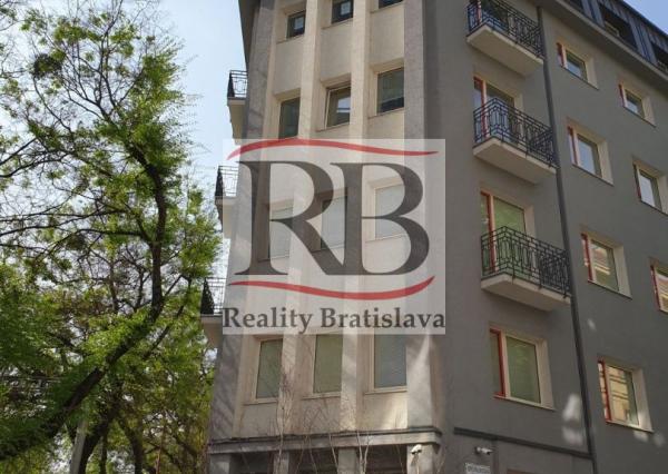 Na prenájom kancelársky celok na Grösslingovej ulici, oproti Twin City, Bratislava - Staré Mesto