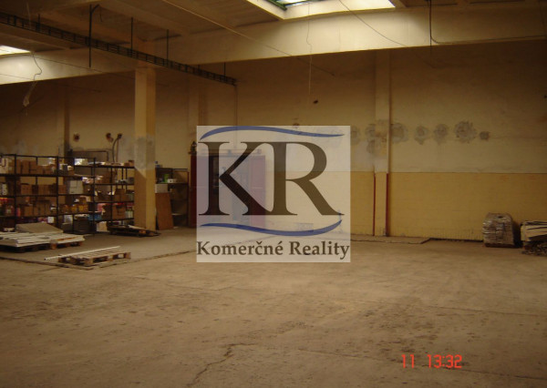 Skladové priestory na prenájom - 630m2, Nitra