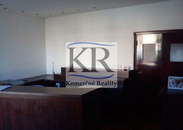 Na prenájom dom na obchodné účely, Nitra