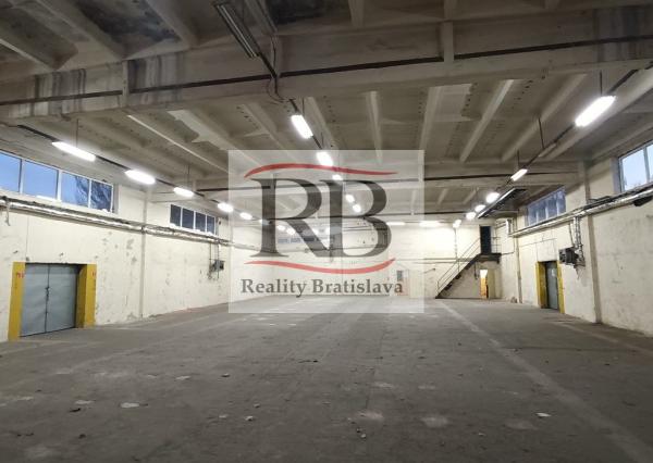 Výrobno-skladový priestor 587 m2 na prenájom
